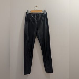 Aritzia Wilfred Free Daria Vegan Leather Leggings - Black - Size M